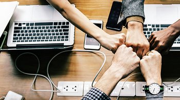 Computer Keyboard, Hardware, Electronics, Hand, Mobile Phone